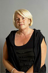 Dr. Batrice Ostyn